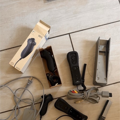 Nintendo wii accesories bundle - nintendo,