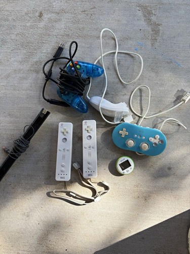 Nintendo wii accessory bundle - wii,