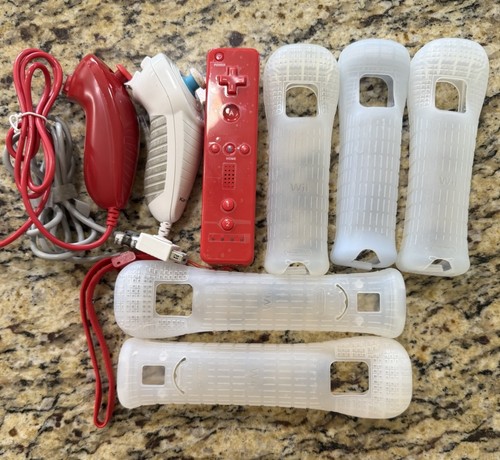 Nintendo wii controllers - wii, with