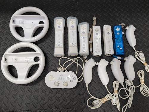 Nintendo wii accessory lot - lot,