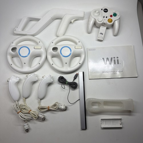 Nintendo wii accessories lot - accessories,