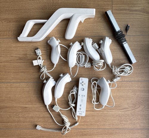 Nintendo wii accessories lot - accessories,